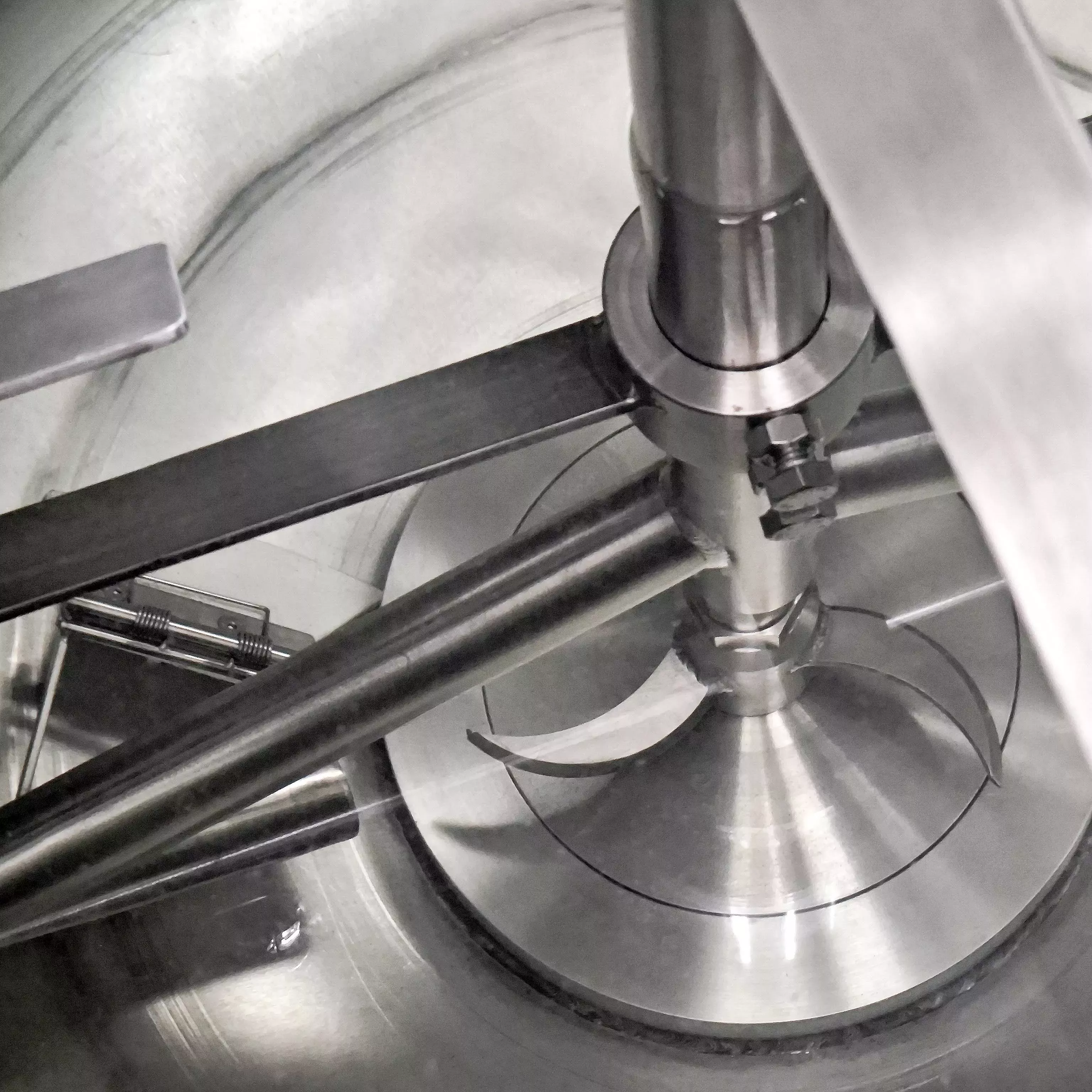 Beans high shear mixing tank