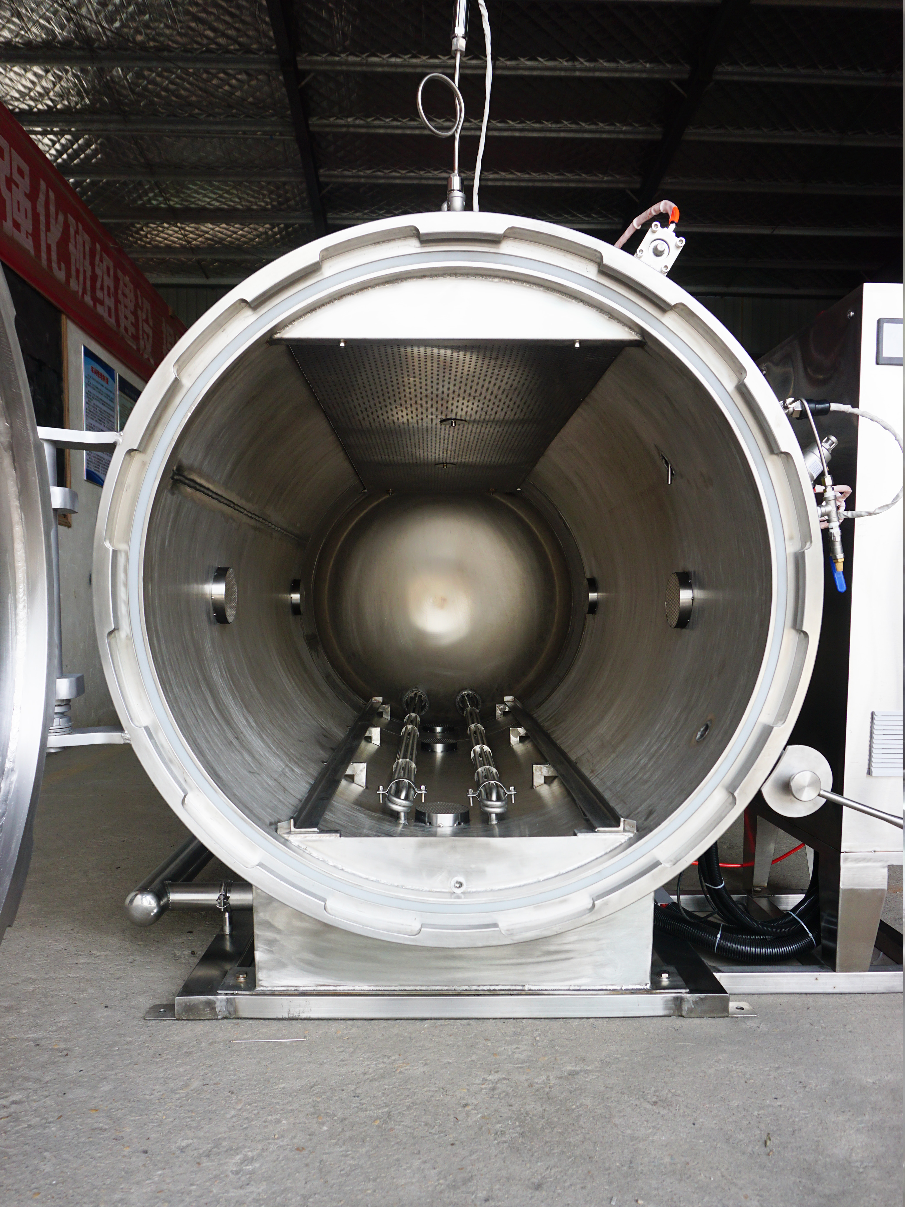 Steam sterilization retort